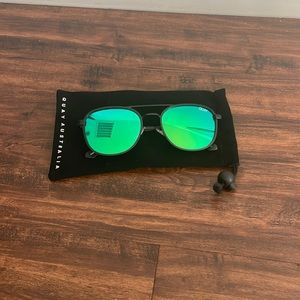 Quay mens sunglasses